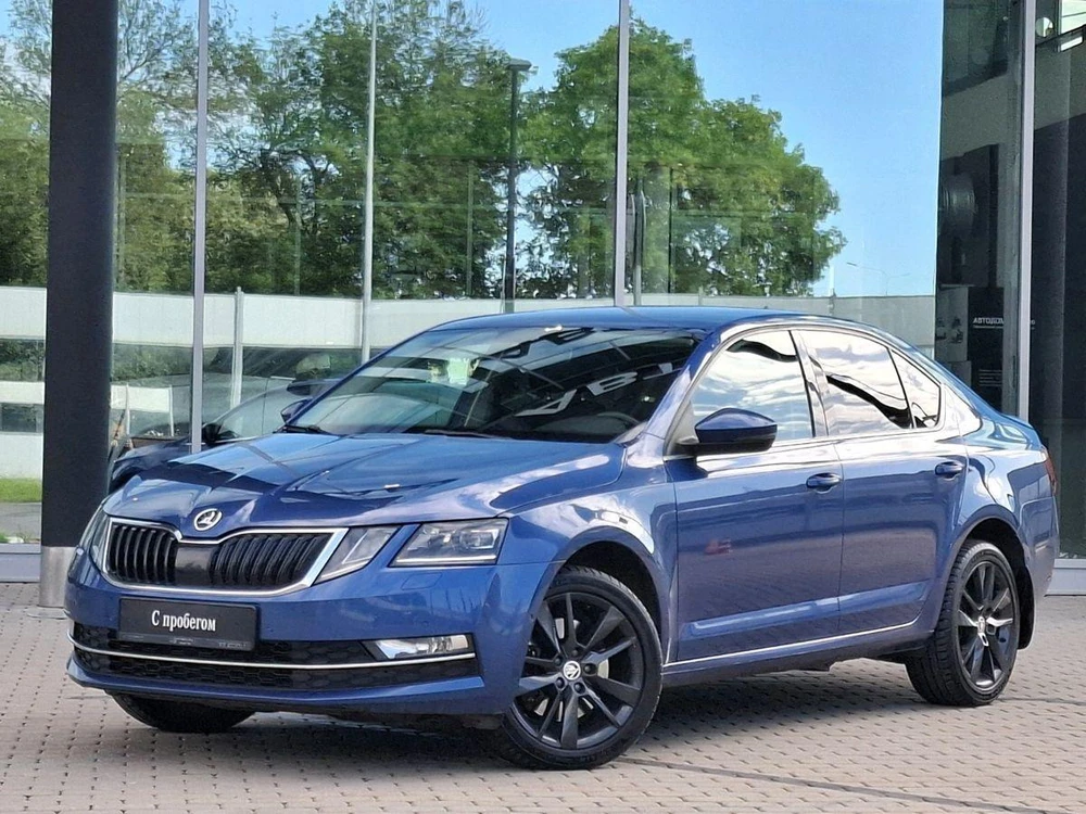 Skoda Octavia 1.8 4WD Лифтбек Style (180 л.с.)