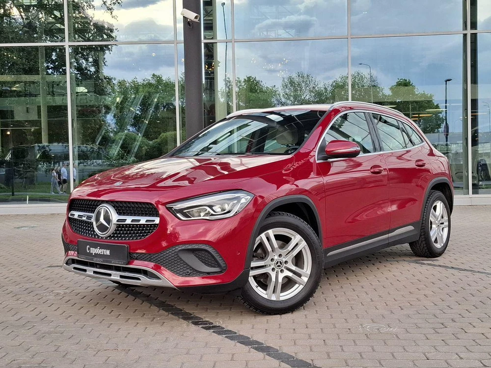 Mercedes-Benz GLA 200 Внедорожник Progressive (150 л.с.)