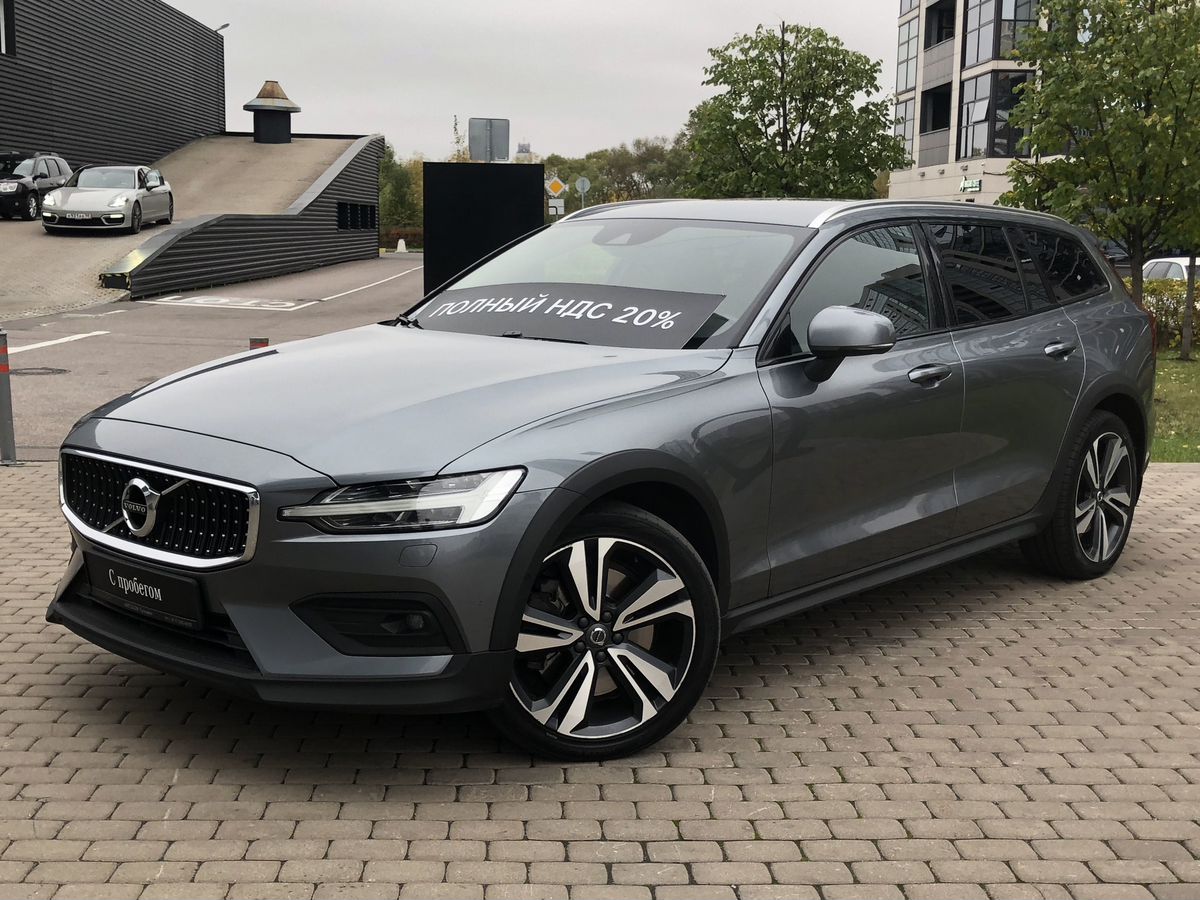 Volvo V60 2.0 4WD Универсал (250 л.с.)