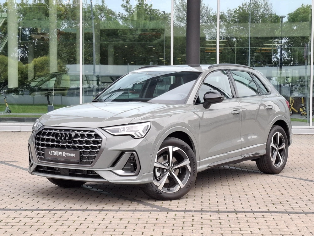Audi Q3 1.5 4WD Внедорожник (160 л.с.)