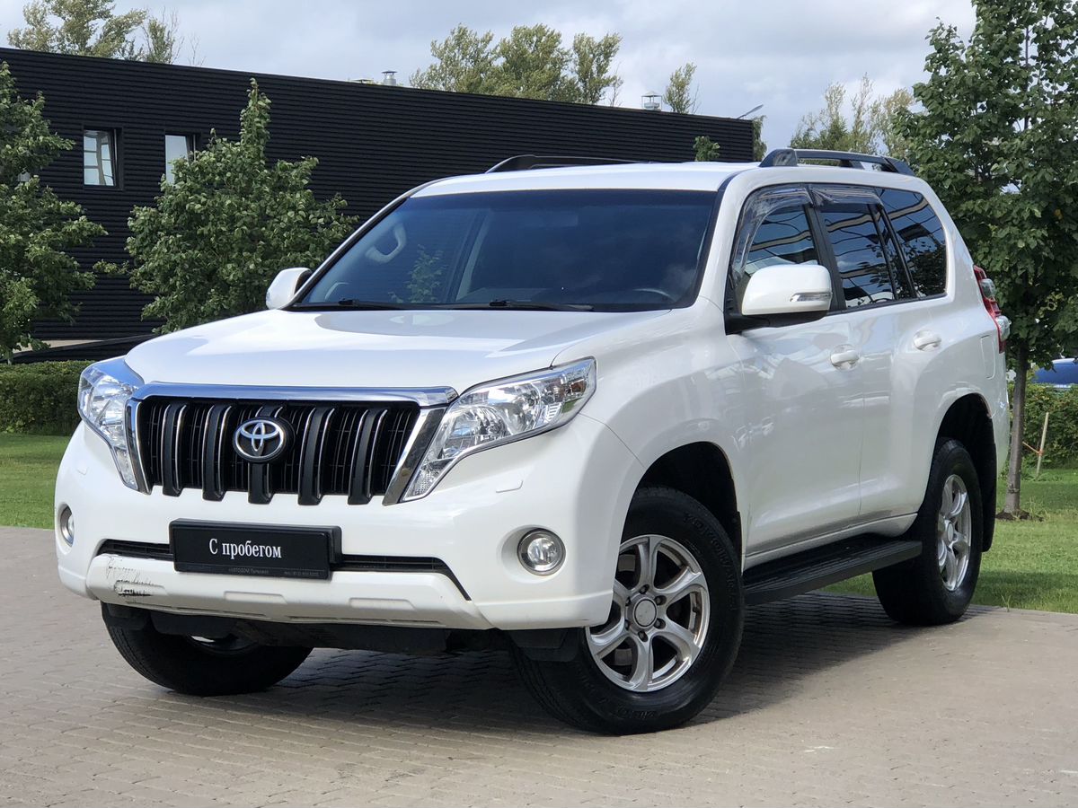 Toyota Land Cruiser Prado 2.8d 4WD Внедорожник Классик (5 мест) (177 л.с.)