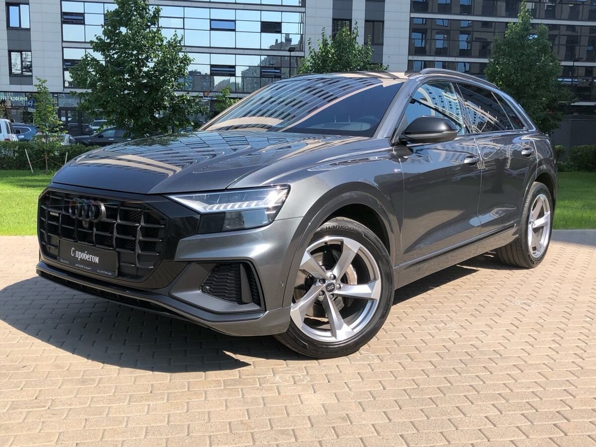 Audi Q8 3.0d 4WD Внедорожник Sport (249 л.с.)