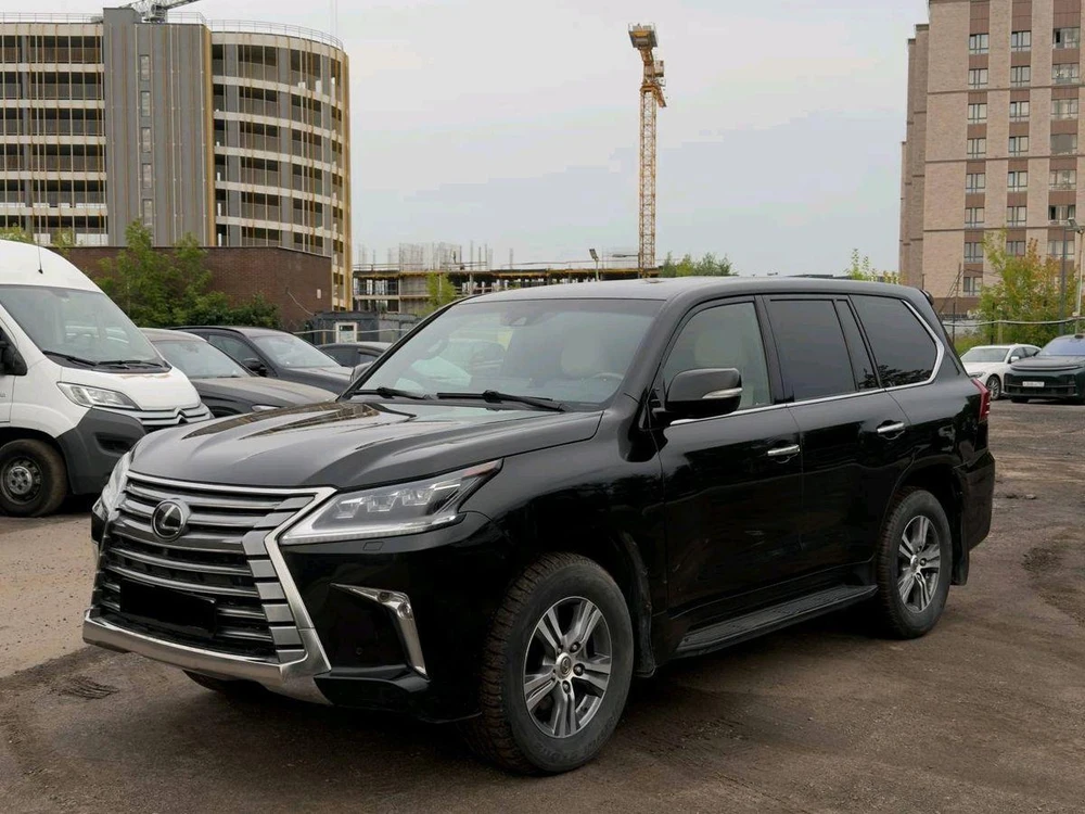 Lexus LX 4.5d 4WD Внедорожник Black Vision (272 л.с.)