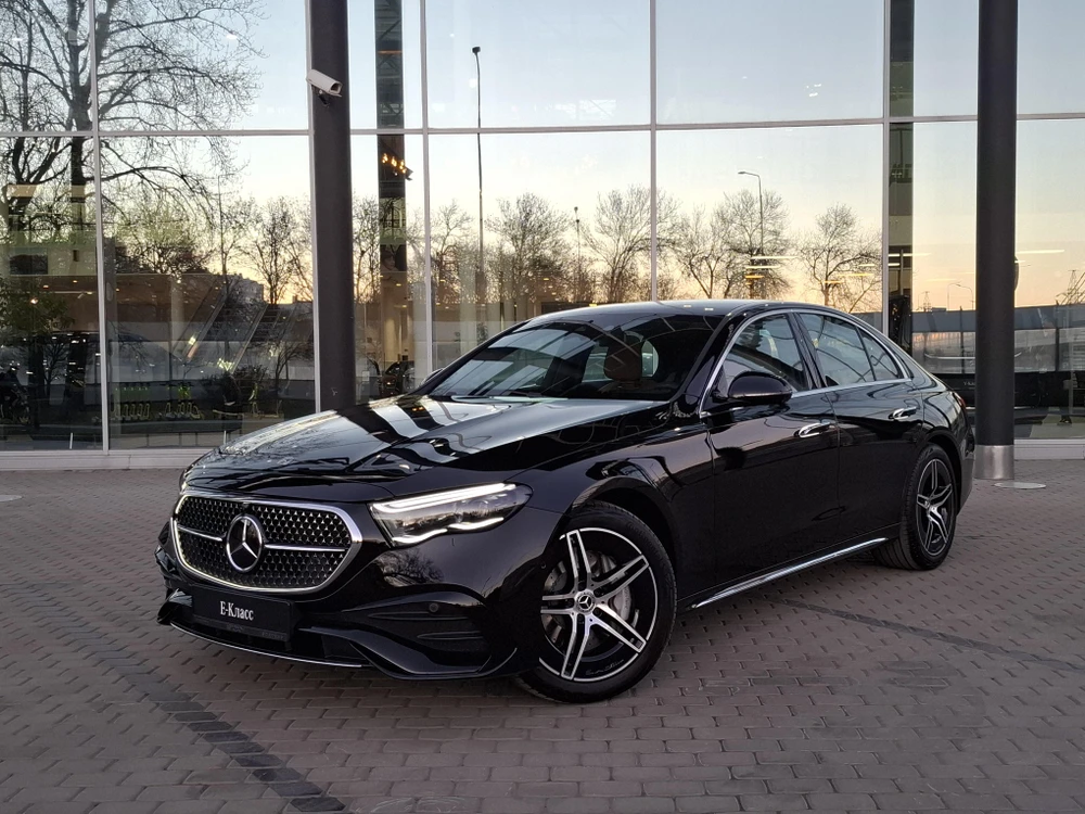 Mercedes-Benz E 2.0 4MATIC Седан (258 л.с.)