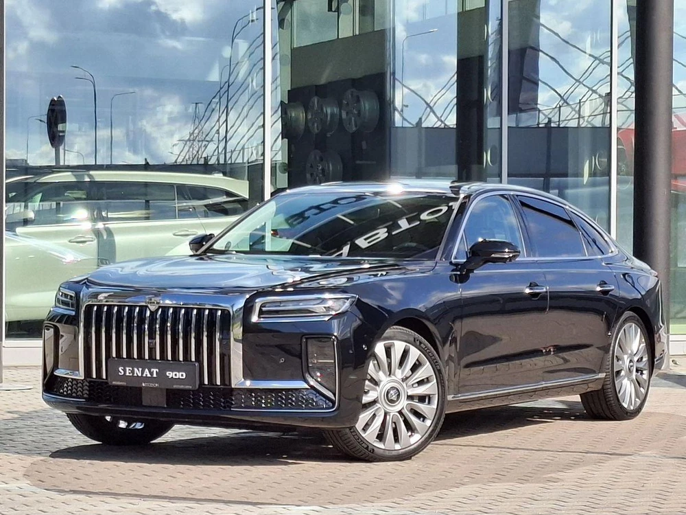 Senat 900 3.0 4WD Седан 4 места (326 л.с.)