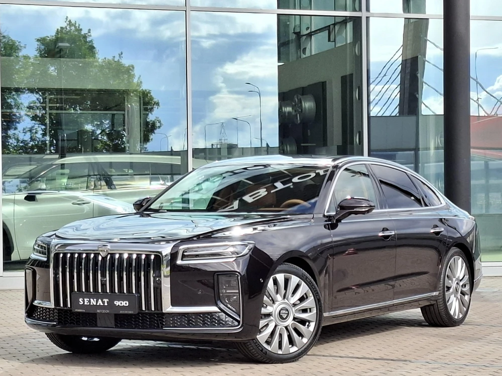 Senat 900 3.0 4WD Седан (326 л.с.)