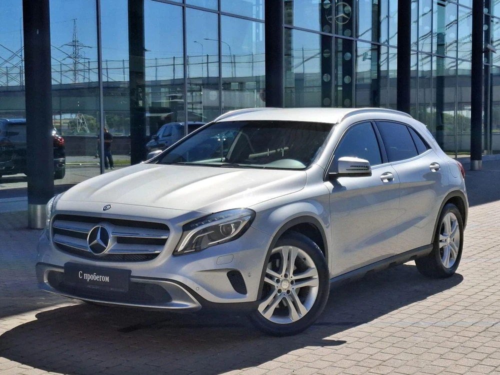 Mercedes-Benz GLA 250 4MATIC Внедорожник Особая серия (211 л.с.)