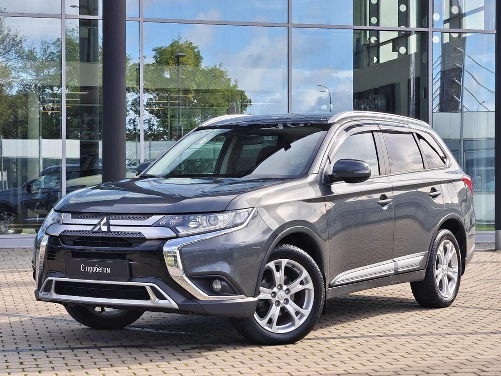 Mitsubishi Outlander 2.0 4WD Внедорожник Inform (146 л.с.)
