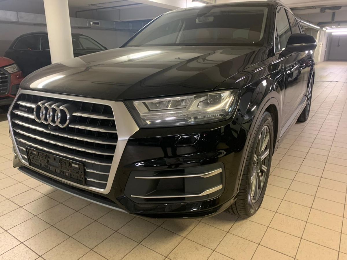 Audi Q7 3.0 4WD Внедорожник (333 л.с.)