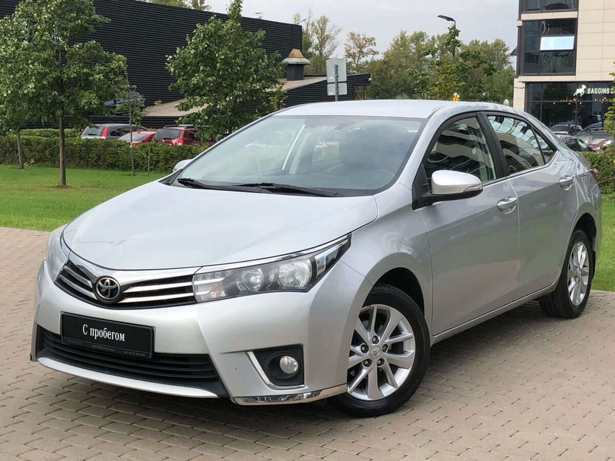 Toyota Corolla 1.6 4WD Седан Стиль Плюс (122 л.с.)