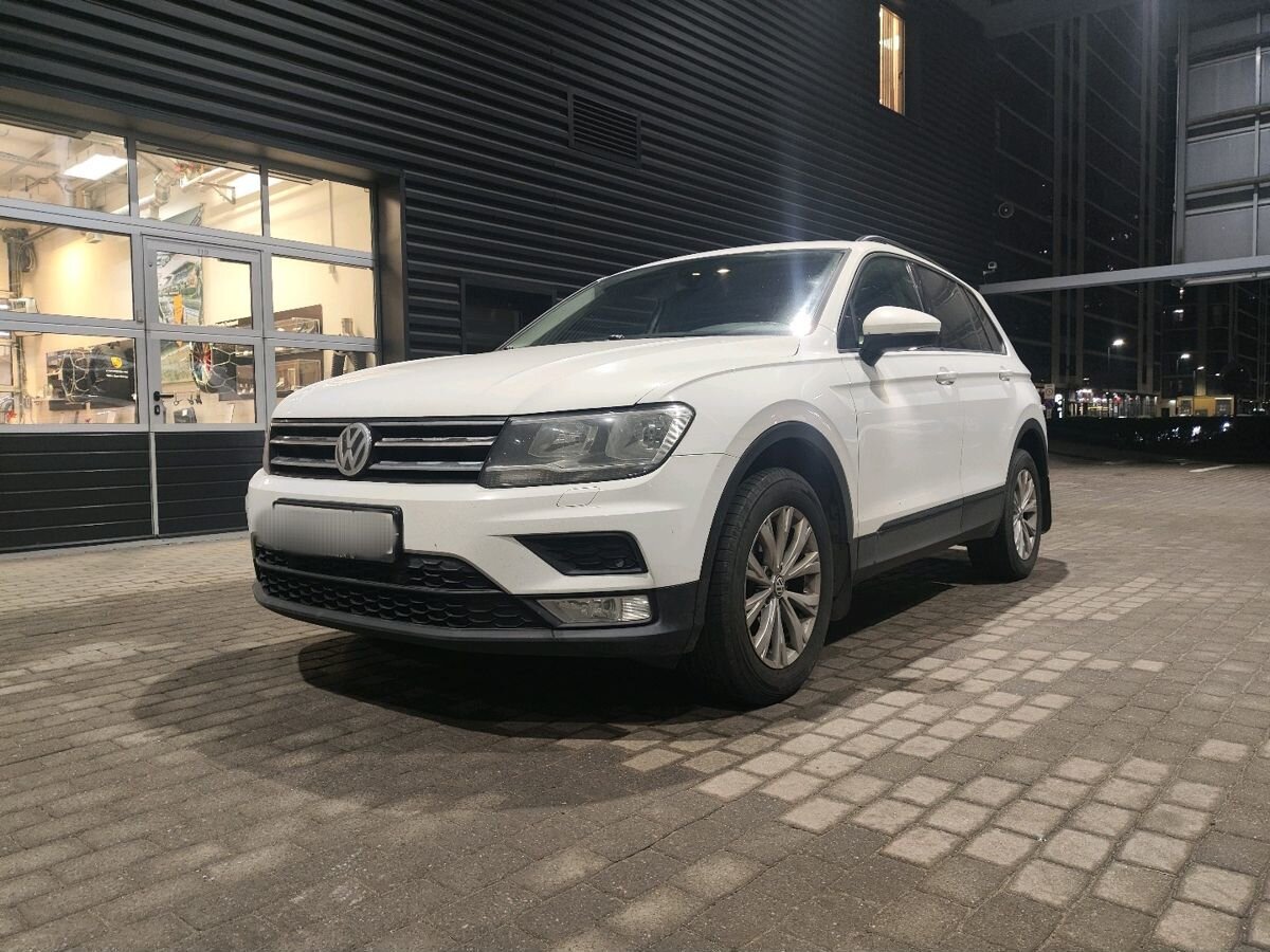 Volkswagen Tiguan 1.4 4WD Внедорожник line (150 л.с.)