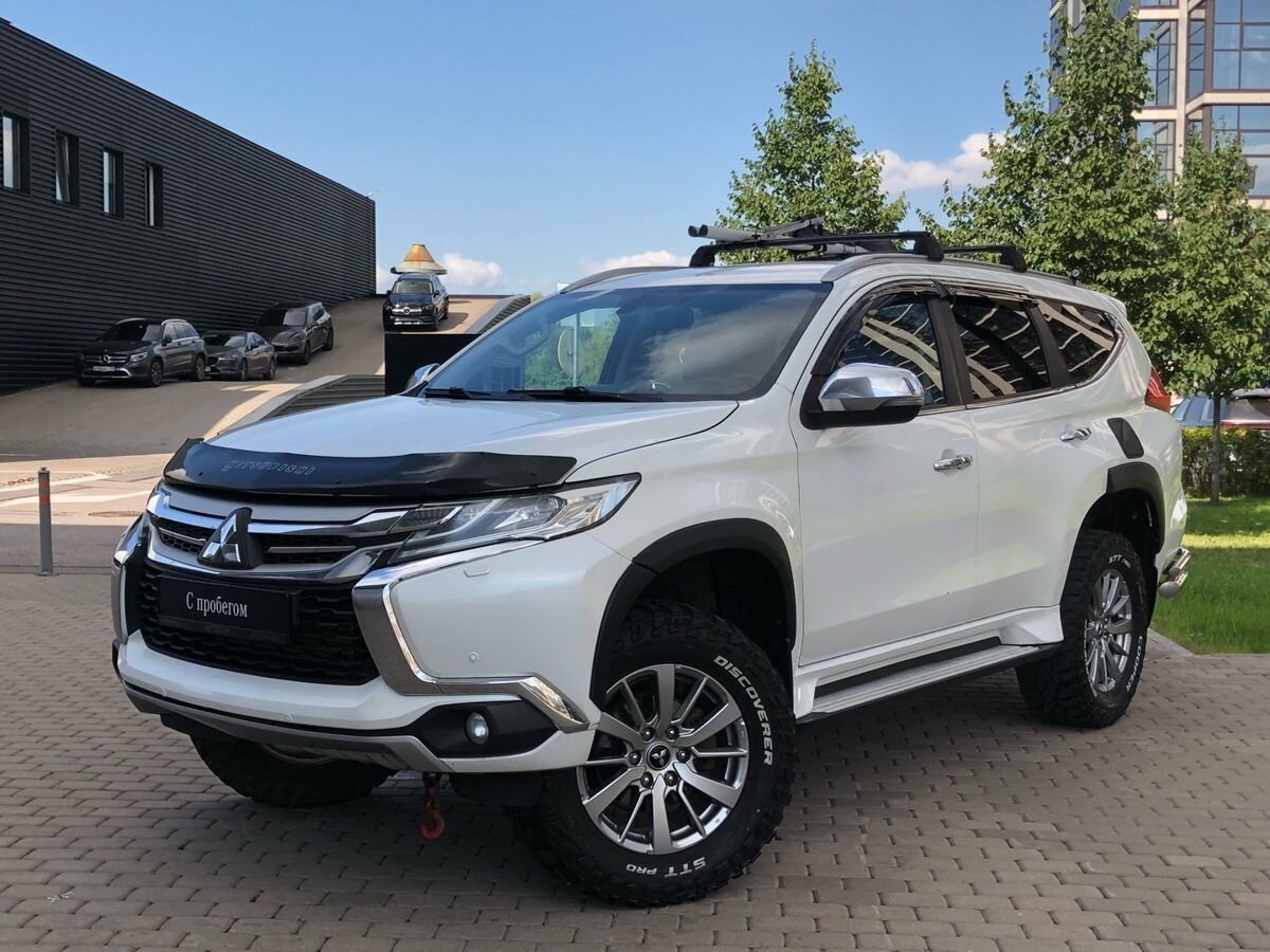 Mitsubishi Pajero Sport 2.4d 4WD Внедорожник Instyle (181 л.с.)