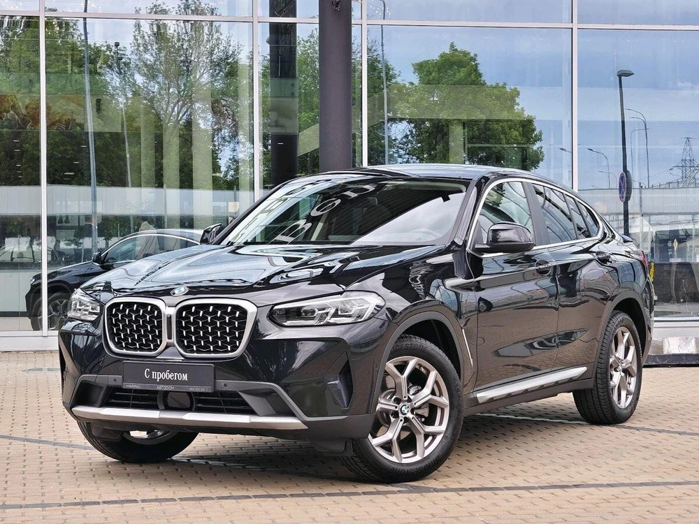 BMW X4 2.0 4WD Внедорожник (184 л.с.)