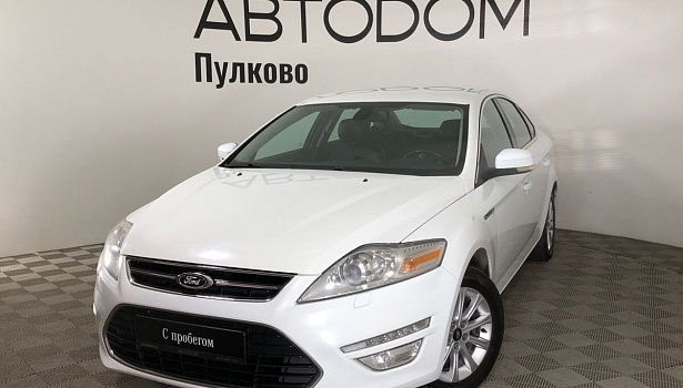 Ford Mondeo 2.0 4WD Седан Ghia (145 л.с.) фото 1