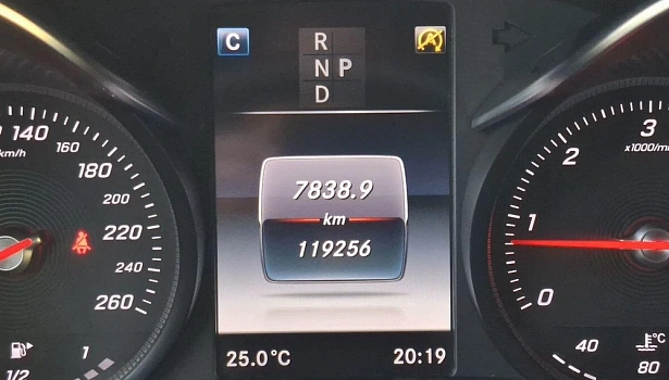 Mercedes-Benz GLC 250 d 4MATIC Внедорожник Sport (204 л.с.) фото 22