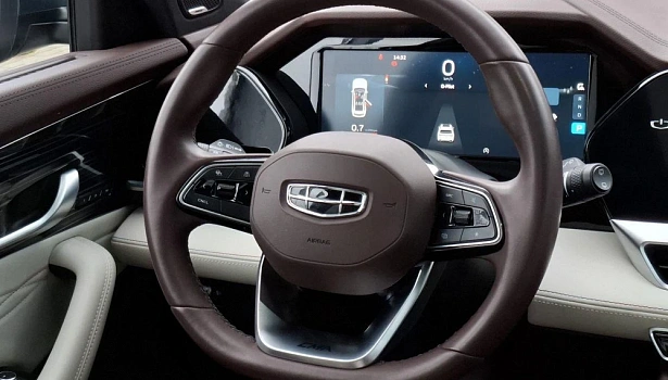 Geely Monjaro 2.0 4WD Внедорожник Flagship (2023) (238 л.с.) фото 28