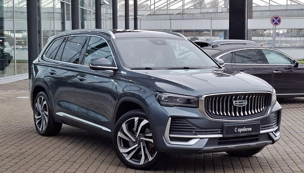 Geely Monjaro 2.0 4WD Внедорожник Flagship (2023) (238 л.с.) фото 2