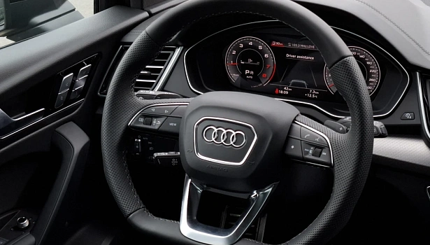 Audi Q5 Sportback 2.0hyb 4WD Внедорожник (299 л.с.) фото 28