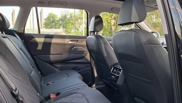 Volkswagen Tavendor 2.0 4WD Внедорожник (272 л.с.) фото 22