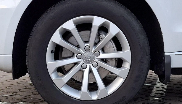 Audi Q5 2.0 4WD Внедорожник (225 л.с.) фото 14