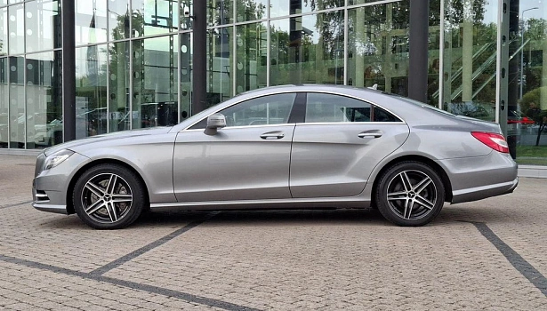 Mercedes-Benz CLS 350 d 4MATIC Купе (265 л.с.) фото 6