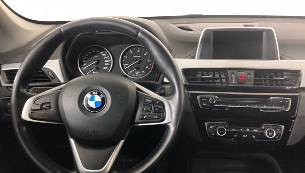 BMW X1 2.0d 4WD Внедорожник (150 л.с.) фото 17