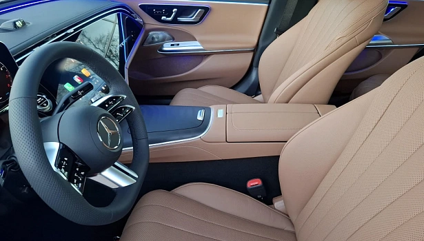 Mercedes-Benz E 2.0 4MATIC Седан (258 л.с.) фото 7