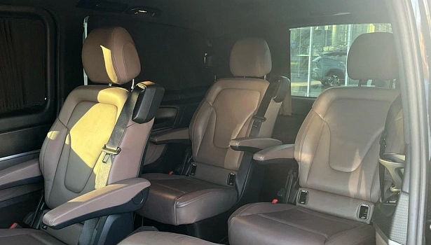 Mercedes-Benz V 2.0 CDI 4MATIC Минивэн (237 л.с.) фото 8