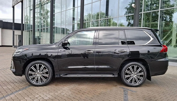 Lexus LX 5.7 4WD Внедорожник Superior (367 л.с.) фото 3