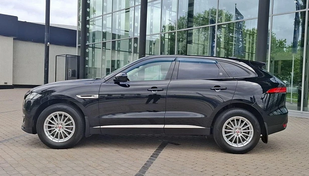 Jaguar F-Pace 2.0d 4WD Внедорожник Prestige (180 л.с.) фото 3