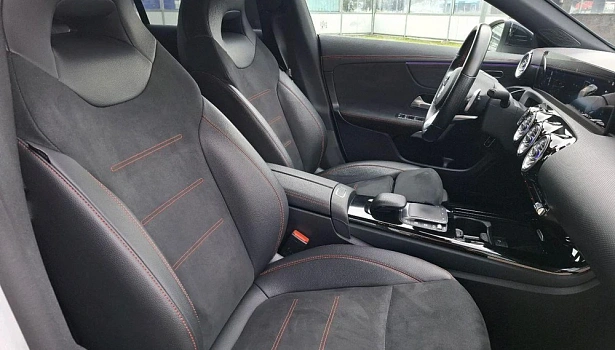 Mercedes-Benz CLA 1.3 4MATIC Купе Sport (150 л.с.) фото 14