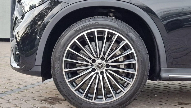 Mercedes-Benz GLC 2.0 4MATIC Внедорожник (258 л.с.) фото 17