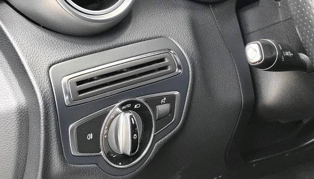 Mercedes-Benz C 250 Седан Sport (211 л.с.) фото 18