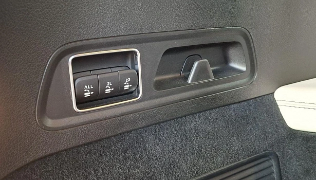 Mercedes-Benz AMG GLS 63 4MATIC Внедорожник (612 л.с.) фото 28