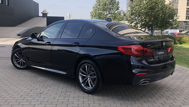 BMW 5 серии 520 d 4WD Седан M Sport (190 л.с.) фото 4