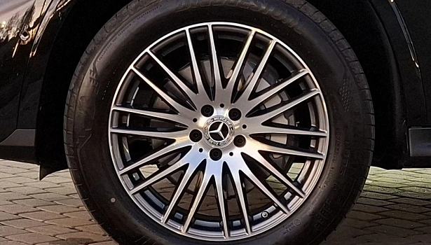 Mercedes-Benz GLC 2.0 4MATIC Внедорожник (258 л.с.) фото 25