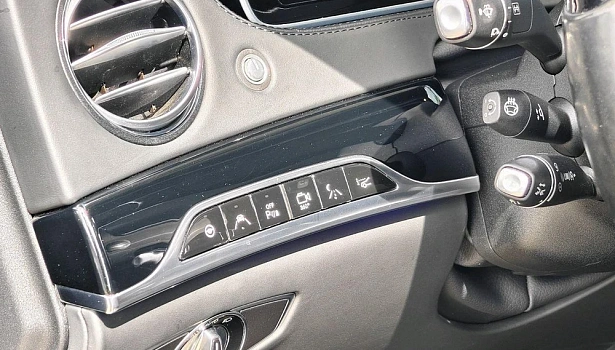 Mercedes-Benz AMG S 63 4MATIC Седан Long (585 л.с.) фото 21