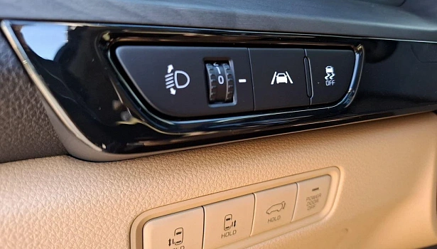 Kia Carnival 2.2 CDI 4WD Минивэн Prestige (199 л.с.) фото 24