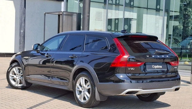 Volvo V90 Cross Country 2.0 4WD Универсал Plus (249 л.с.) фото 4