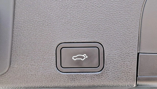 Geely Tugella 2.0 4WD Внедорожник Luxury (200 л.с.) фото 24