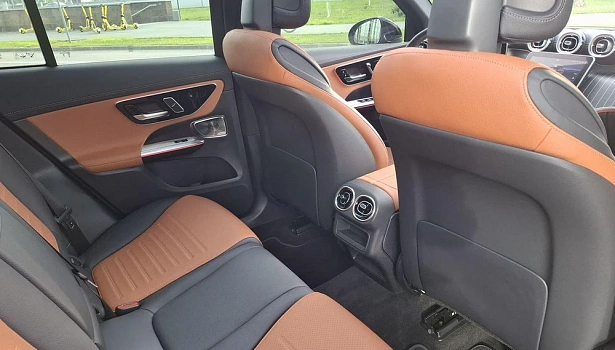 Mercedes-Benz GLC 2.0 4MATIC Внедорожник (258 л.с.) фото 14