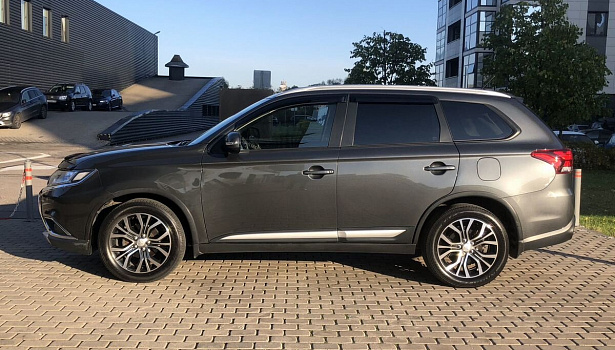 Mitsubishi Outlander 2.4 4WD Внедорожник Ultimate (167 л.с.) фото 3