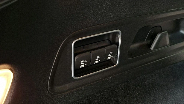 Mercedes-Benz AMG GLS 63 4MATIC Внедорожник (612 л.с.) фото 32