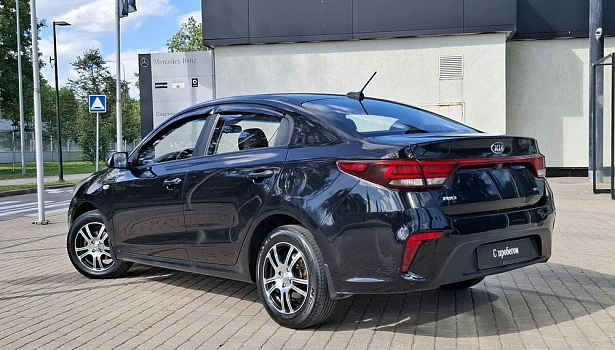 Kia Rio 1.6 4WD Седан Comfort (123 л.с.) фото 4