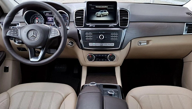 Mercedes-Benz GLE 250 d 4MATIC Внедорожник Особая серия (204 л.с.) фото 9