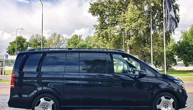 Mercedes-Benz V 300d 4MATIC Минивэн VIP Long (237 л.с.) Black фото 7