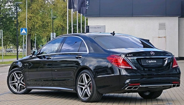 Mercedes-Benz AMG S 63 4MATIC Седан Long (585 л.с.) фото 4