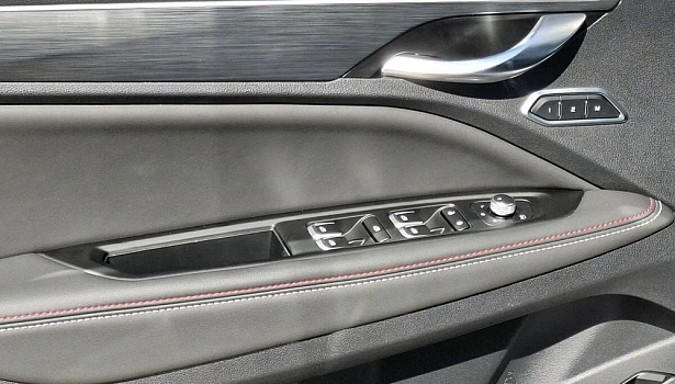 Geely Tugella 2.0 4WD Внедорожник Luxury (200 л.с.) фото 22