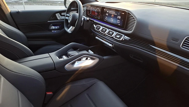 Mercedes-Benz GLE 300 d 4MATIC Внедорожник (269 л.с.) фото 10