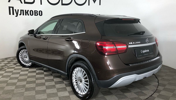 Mercedes-Benz GLA 200 Внедорожник Особая серия (150 л.с.) фото 4